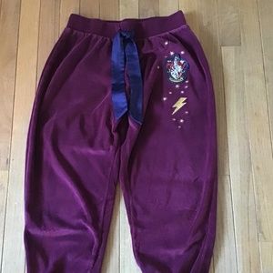 Harry Potter Gryffindor velour Love to Lounge Sweat Pants Burgundy size Meduim